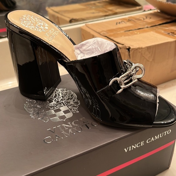 VINCE CAMUTO- Women Block heel size 8 - Picture 2 of 5